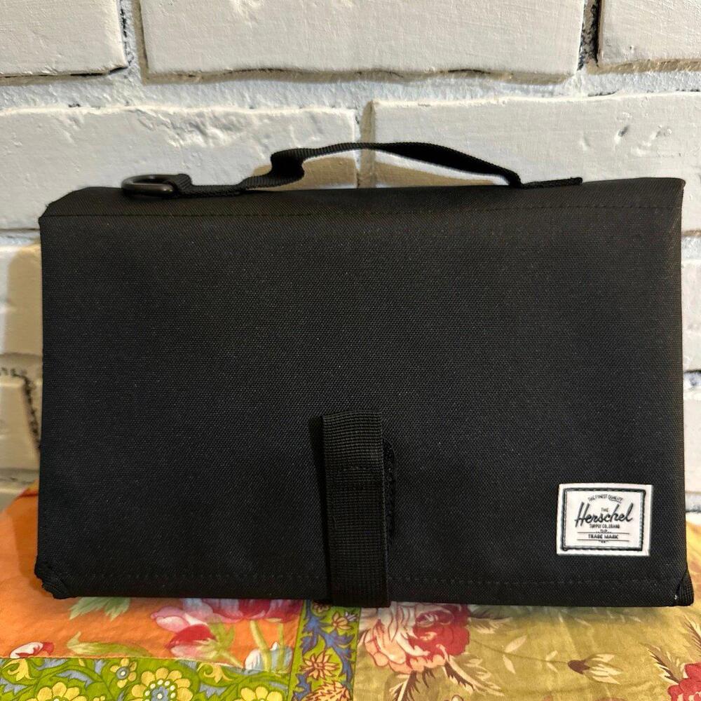 Herschel Sprout Change Mat Black